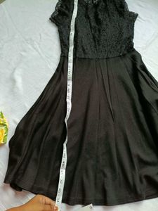 Elegant Black Lace Dress