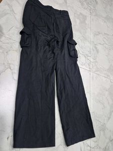 Women's Black Wide-Leg Cargo Pants