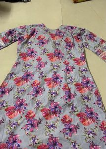 Floral Print Kurta with Lace Detailing