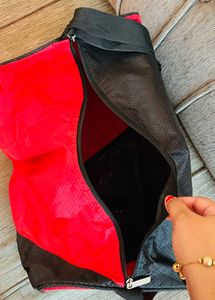 PRIZE DROP ALERT 🚨 RED AND BLACK Travel Bag