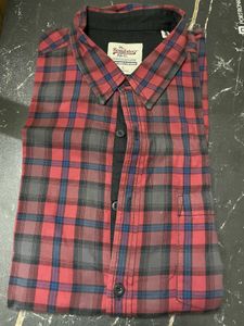 Roadster Men's Red Plaid Shirt
