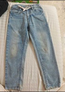 Bundle of 4 Pants