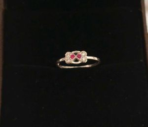 Sparkling Bow Ring
