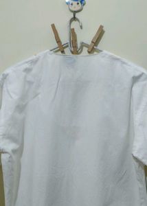 Cibuka Unisex White Kurti Tunic Gold Embroidery