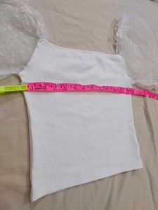 Puff Sleeve Crop Top from Amisu