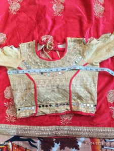 Lahanga wirh Mirror Work blouse