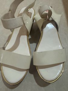 White Wedges