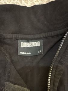 Black Zip-Up Ribbed Crop Top