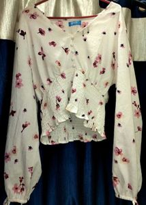 Chic Floral korean top 🇰🇷