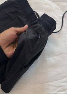 UNIQLO women Black Athletic Shorts