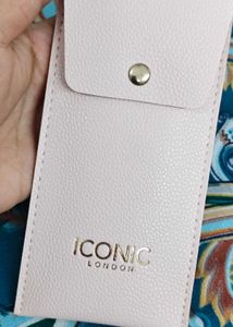 Iconic London Eye Brushes