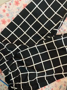 Black &amp; White Grid Print Pants