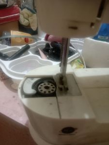 mini sewing machine