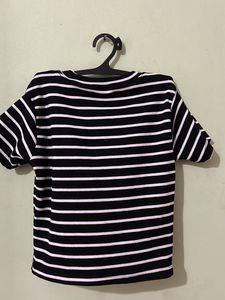 Striped Black &amp; White T-Shirt(ribbed)