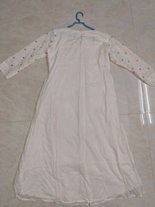 Kurta - Elegant White and Floral