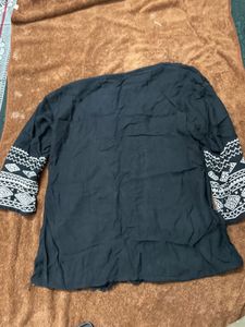 Embroidered Bohemian Tunic Top 🦋