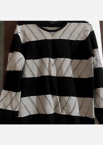 Madame Black Sweater