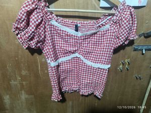 Gingham Puff Sleeve Square Neck Top