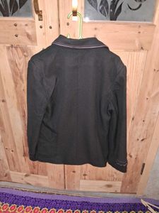 Chic Black Blazer