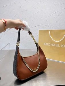 Micheal kors slingbags