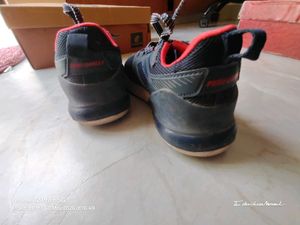 Kids Casual Sports Shoes – Size 2 – Mint Condition