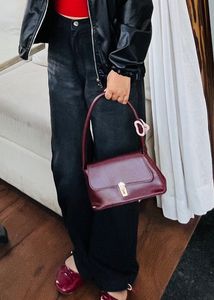 Stylish Black Wide-Leg Jeans