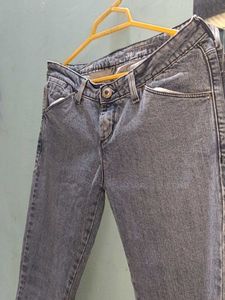 Classic Levi's Blue Denim Jeans