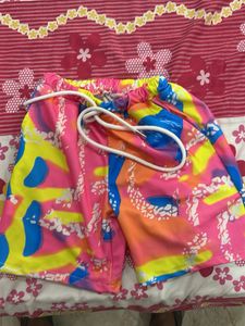 Girls Funky Patterned Sleeveless Top and shorts