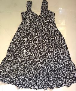Cute black Floral Mini Dress