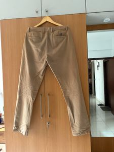Arrow Men's Tan Chinos