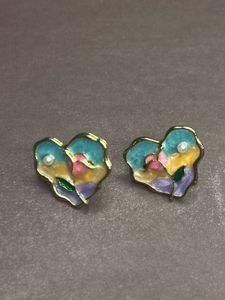 ENAMEL Vintage Heart Earrings