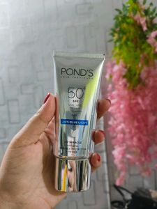 Pond's SPF 50+ Anti-Blue Light Sunscreen