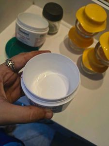 Set of 7 container all 5 are glass 2 plastic new o