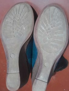 2000's Wedge Suede Boots with Fur Trim