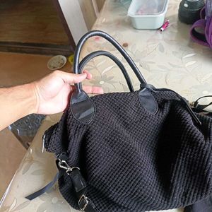 Chic Textured Black Handbag