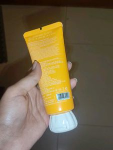 DOT &amp; KEY Vitamin C+E Super Bright Gel Face Wash
