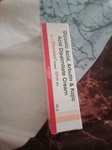 Demelam Cream To Brighten Lighten Skin