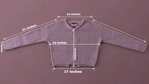 MAUVE TEXTURED KNIT LACE-UP CROPPED SWEATER