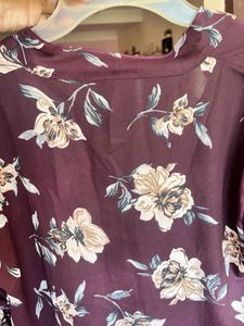 🔥TRENDY FLORAL FULL SLEEVE TOP🔥