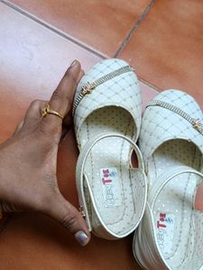 Cute Girls' shoes 4 years perfect fit