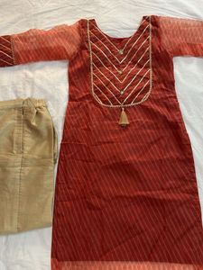 ORGANZA BANARASI SUIT SET
