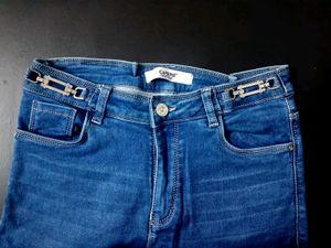 Stylish Blue Denim Jeans with Chain Detail