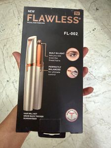 Flawless FL-002 Facial Hair Remover | Rechargeable