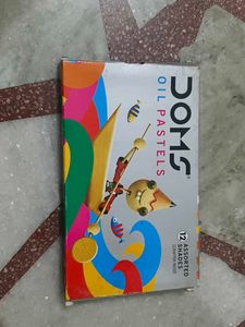 DOMS Oil Pastels - 12 Assorted Shades