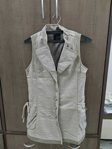 Stylish Sleeveless Vest