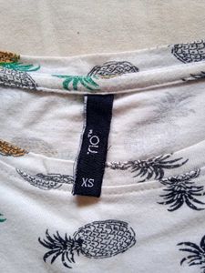 Cute Pineapple Print T-Shirt