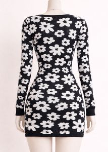 🚨sale🚨Floral Knit Mini Dress