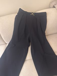 Chic Black Wide-Leg Pants with Gold Buckle