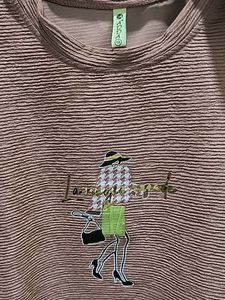 Chic Embroidered Graphic Tee