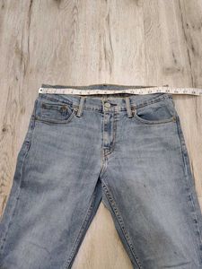 Ma5208 Levi's jeans waist 30 inches